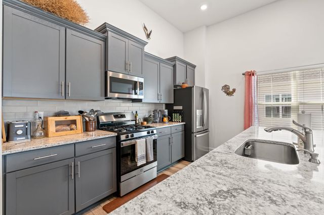 2037 Great Blue Heron Dr., Little River, SC 29566