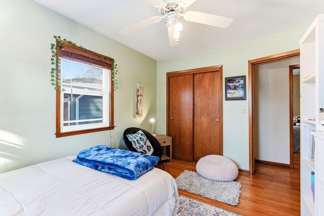 910 6th Street W, Hastings, MN 55033