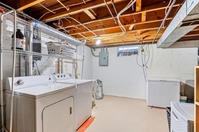 910 6th Street W, Hastings, MN 55033