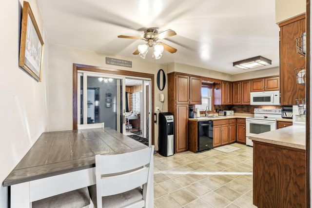 910 6th Street W, Hastings, MN 55033