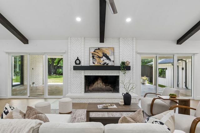 7424 Stonecrest Drive, Dallas, TX 75254