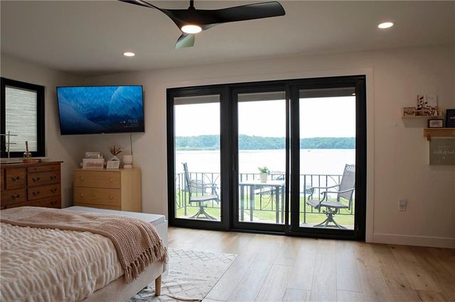 5839 North Shore Drive, Eau Claire, WI 54703