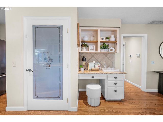 4420 Nw KAHNEETA Dr, Portland, OR 97229