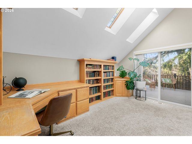 4420 Nw KAHNEETA Dr, Portland, OR 97229