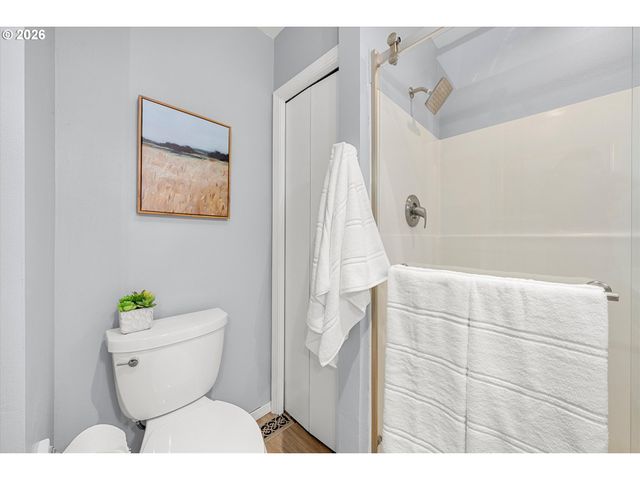 4420 Nw KAHNEETA Dr, Portland, OR 97229