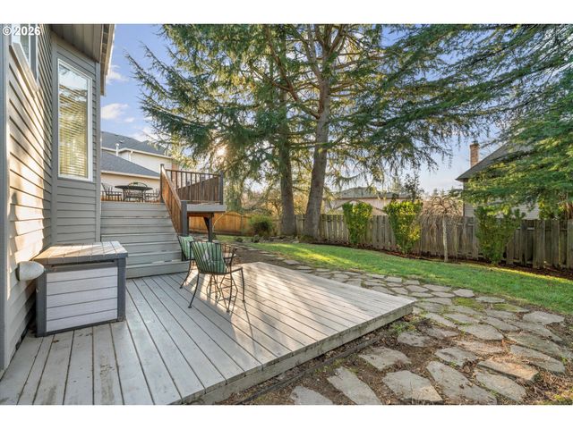 4420 Nw KAHNEETA Dr, Portland, OR 97229