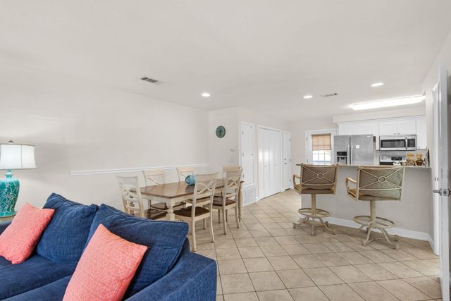 241 Ellis Road 27, Miramar Beach, FL 32550