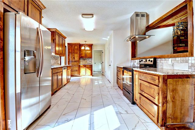 10 Newquay Lane, Bella Vista, AR 72714