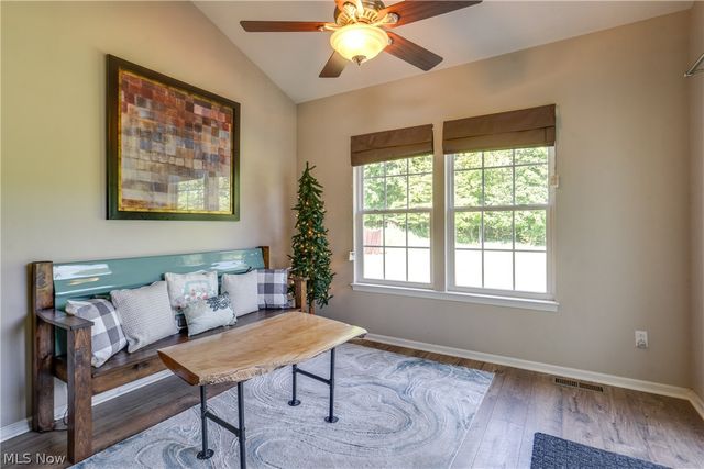 163 Newton Drive, Wadsworth, OH 44281