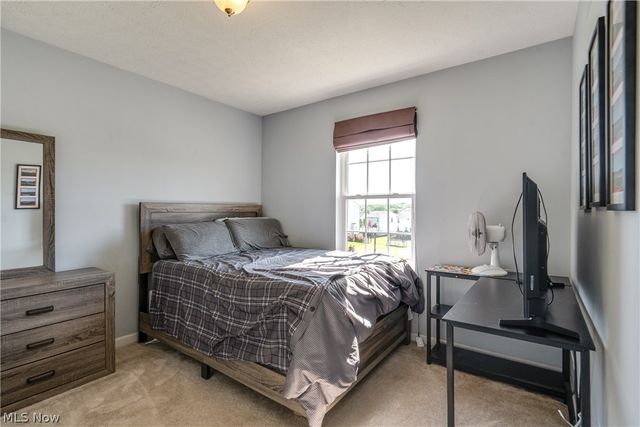 163 Newton Drive, Wadsworth, OH 44281