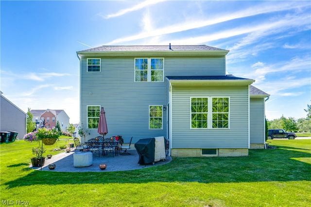 163 Newton Drive, Wadsworth, OH 44281