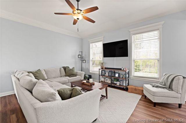 10723 Elk Run Trail, Sellersburg, IN 47172