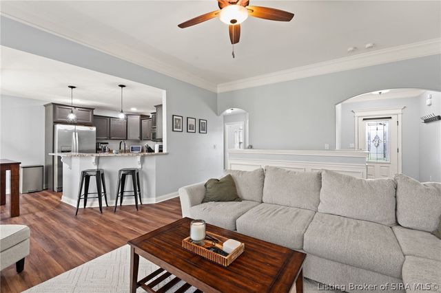 10723 Elk Run Trail, Sellersburg, IN 47172