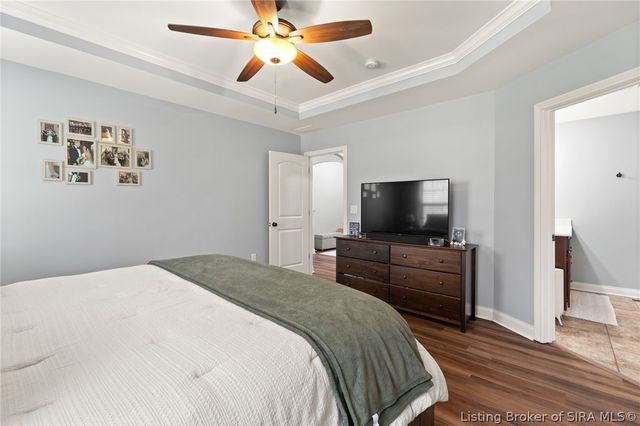 10723 Elk Run Trail, Sellersburg, IN 47172