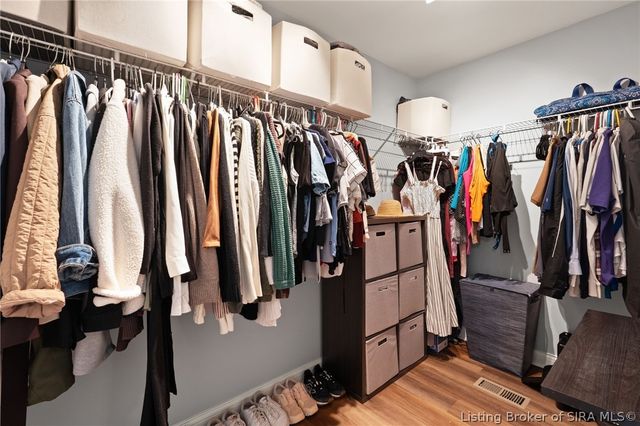 10723 Elk Run Trail, Sellersburg, IN 47172