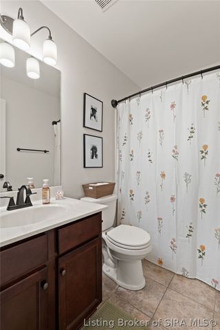 10723 Elk Run Trail, Sellersburg, IN 47172