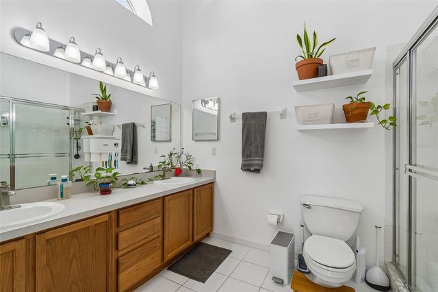 1898 76TH PLACE N, St Petersburg, FL 33702