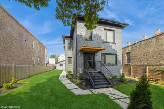 2230 S Ridgeway Avenue, Chicago, IL 60623