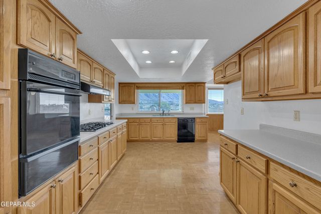 612 SOMERSET Drive, El Paso, TX 79912