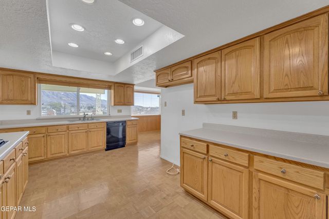 612 SOMERSET Drive, El Paso, TX 79912