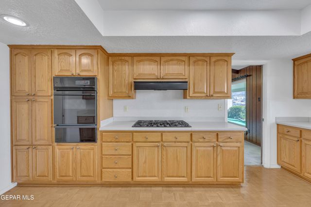 612 SOMERSET Drive, El Paso, TX 79912