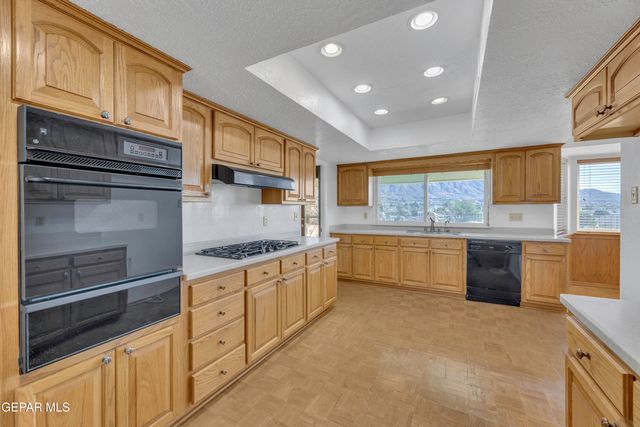 612 SOMERSET Drive, El Paso, TX 79912