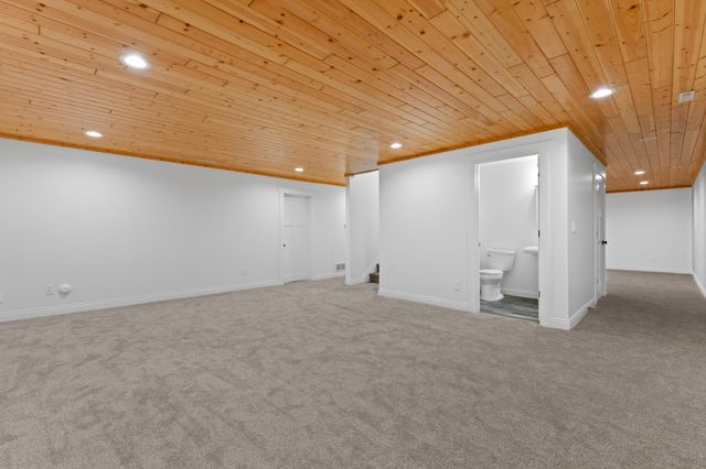 1016 Fox Knoll Drive SW, Rochester, MN 55902