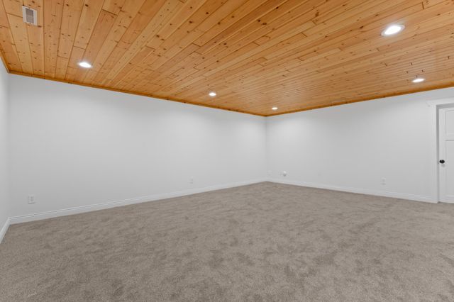 1016 Fox Knoll Drive SW, Rochester, MN 55902