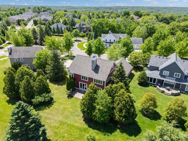1016 Fox Knoll Drive SW, Rochester, MN 55902