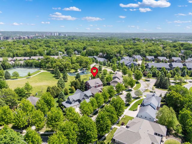 1016 Fox Knoll Drive SW, Rochester, MN 55902