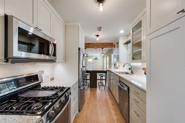 523 Houston Street, Cedar Hill, TX 75104