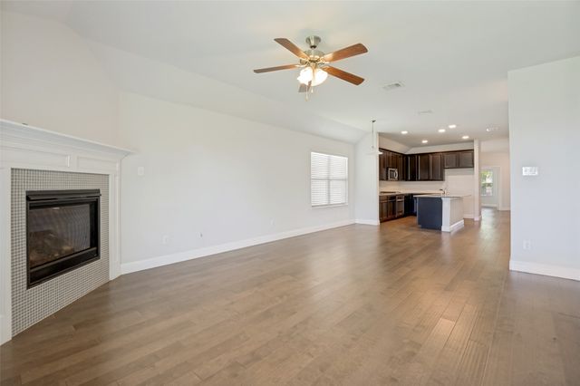 4541 Conrad Avenue, Aubrey, TX 76227