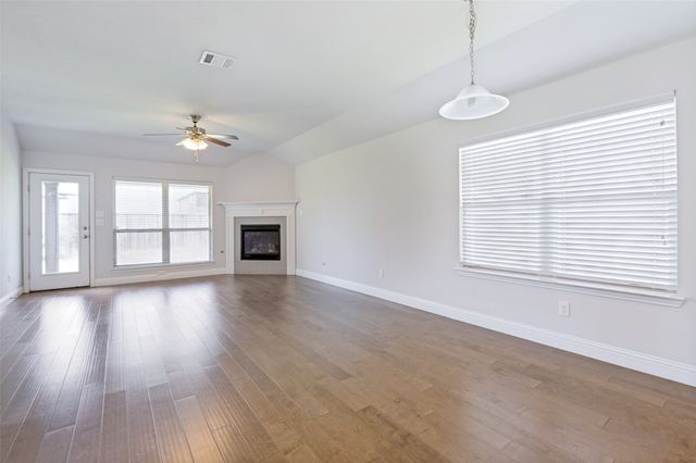 4541 Conrad Avenue, Aubrey, TX 76227