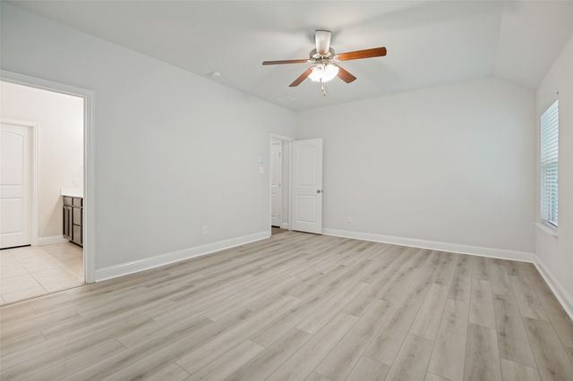 4541 Conrad Avenue, Aubrey, TX 76227