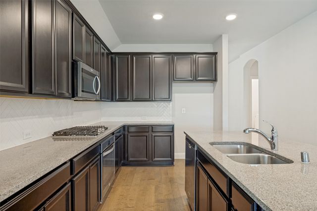 4541 Conrad Avenue, Aubrey, TX 76227