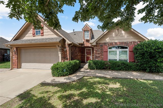 9005 N 154th East Court, Owasso, OK 74055