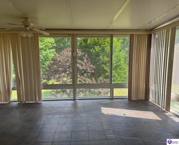 713 Freeman Lake Road, Elizabethtown, KY 42701