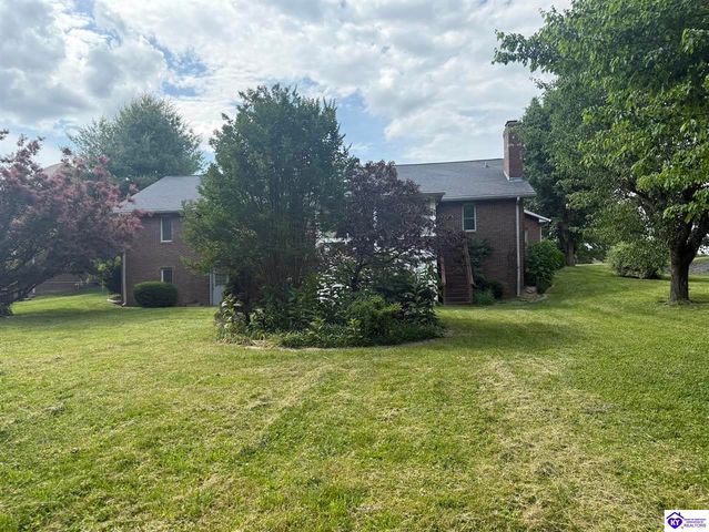 713 Freeman Lake Road, Elizabethtown, KY 42701