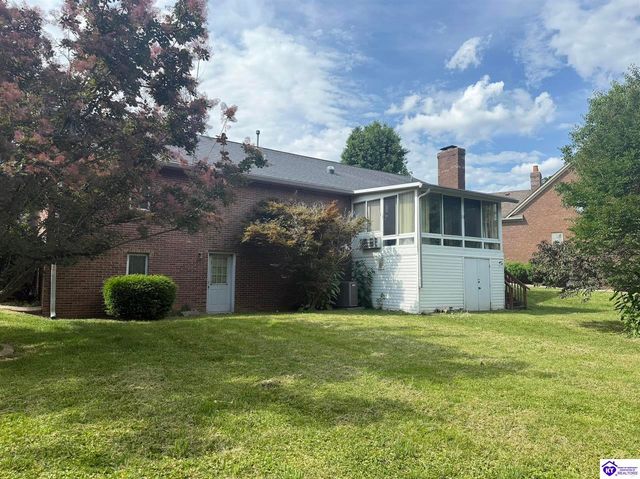 713 Freeman Lake Road, Elizabethtown, KY 42701