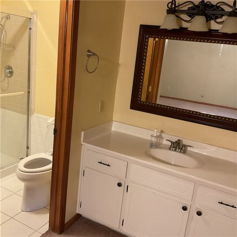2725 Highland Circle, Rogers, AR 72756
