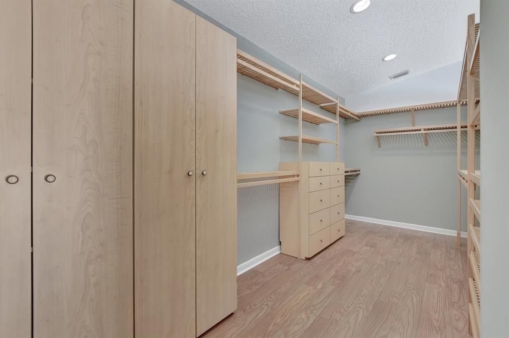 Image 22 of property listing at 11106 Whispering Pines Lane, Boca Raton, FL 33428