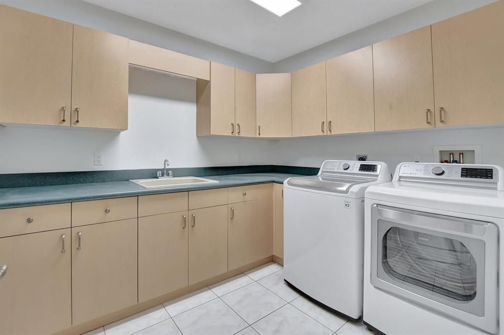 Image 23 of property listing at 11106 Whispering Pines Lane, Boca Raton, FL 33428