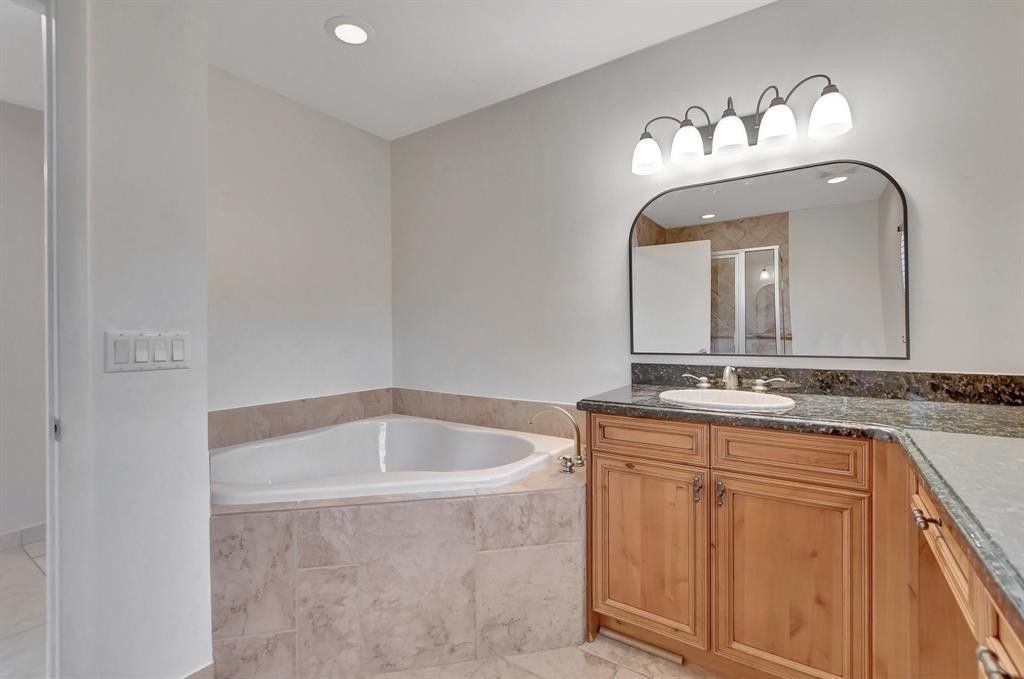 Image 27 of property listing at 11106 Whispering Pines Lane, Boca Raton, FL 33428