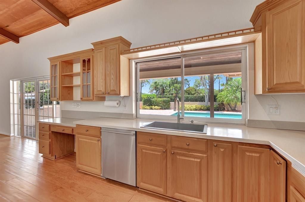 Image 38 of property listing at 11106 Whispering Pines Lane, Boca Raton, FL 33428