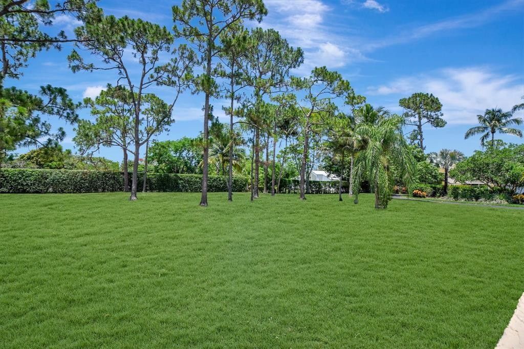 Image 47 of property listing at 11106 Whispering Pines Lane, Boca Raton, FL 33428