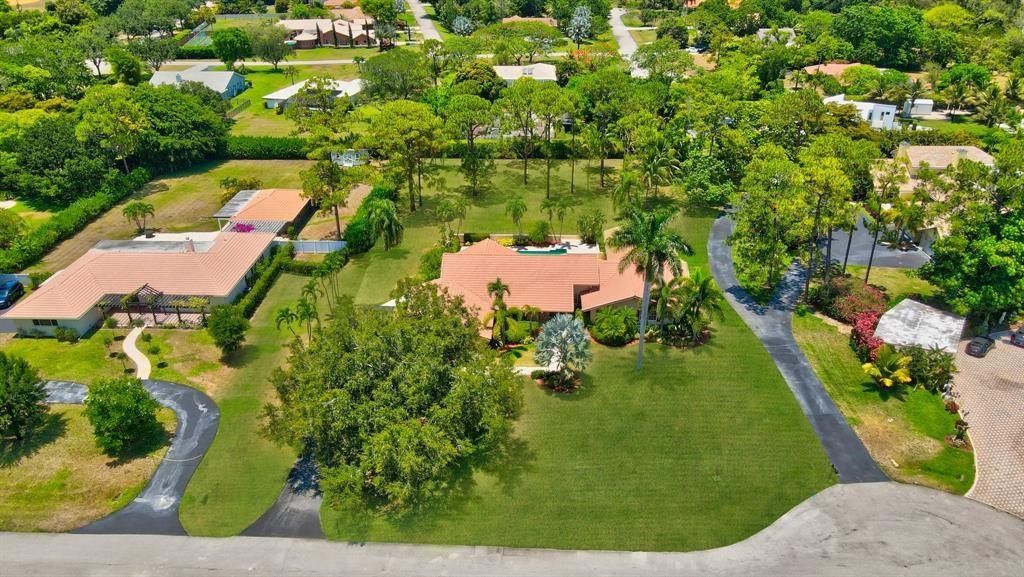 Image 50 of property listing at 11106 Whispering Pines Lane, Boca Raton, FL 33428