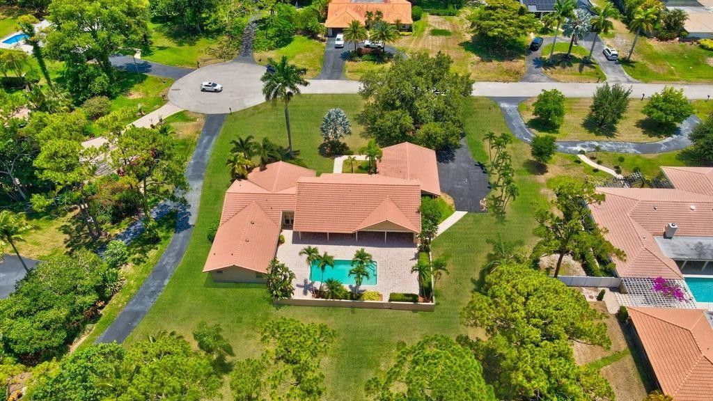 Image 59 of property listing at 11106 Whispering Pines Lane, Boca Raton, FL 33428