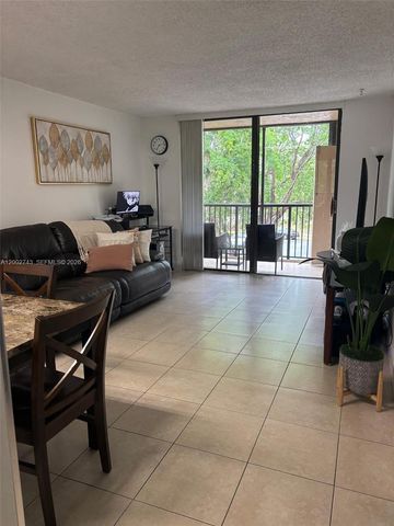 14421 N Kendall Dr 307M, Miami, FL 33186