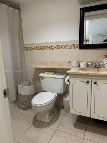 14421 N Kendall Dr 307M, Miami, FL 33186