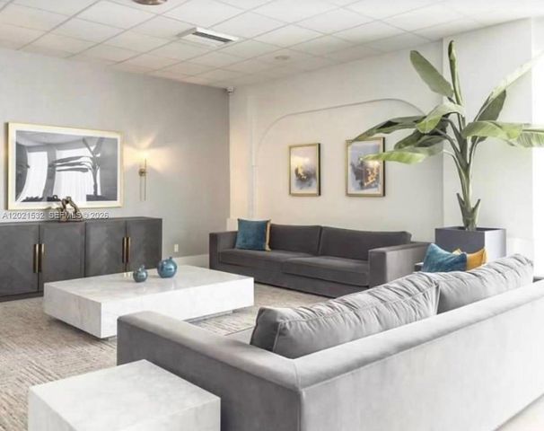 3140 S Ocean Dr 1003, Hallandale Beach, FL 33009